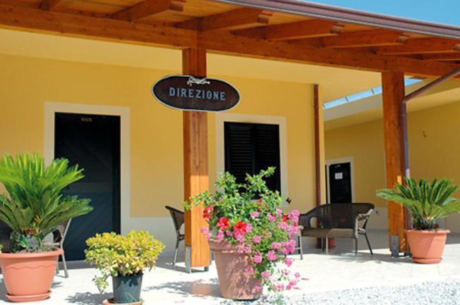 Residenza Marinella Aparthotel Zambrone Luaran gambar