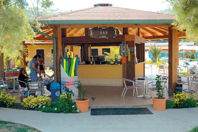 Residenza Marinella Aparthotel Zambrone Luaran gambar