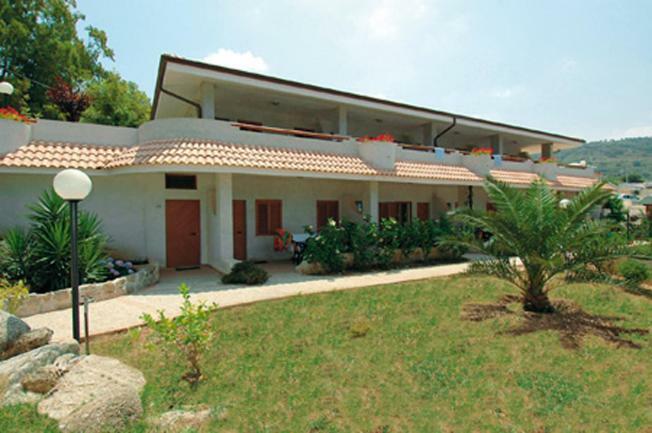 Residenza Marinella Aparthotel Zambrone Luaran gambar