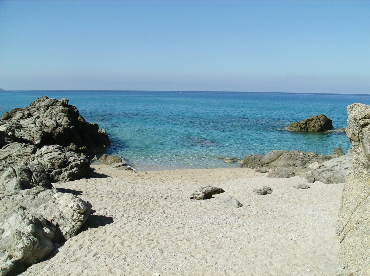 Residenza Marinella Aparthotel Zambrone Luaran gambar